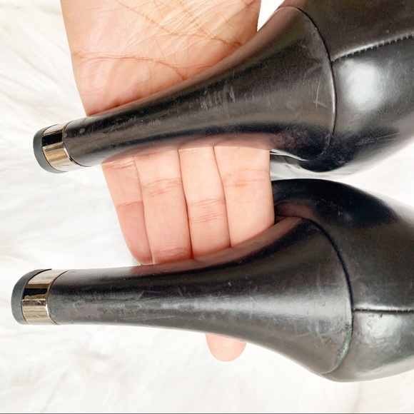 *SOLD* Authentic Gucci sandals/shoes - Picture 6 of 7